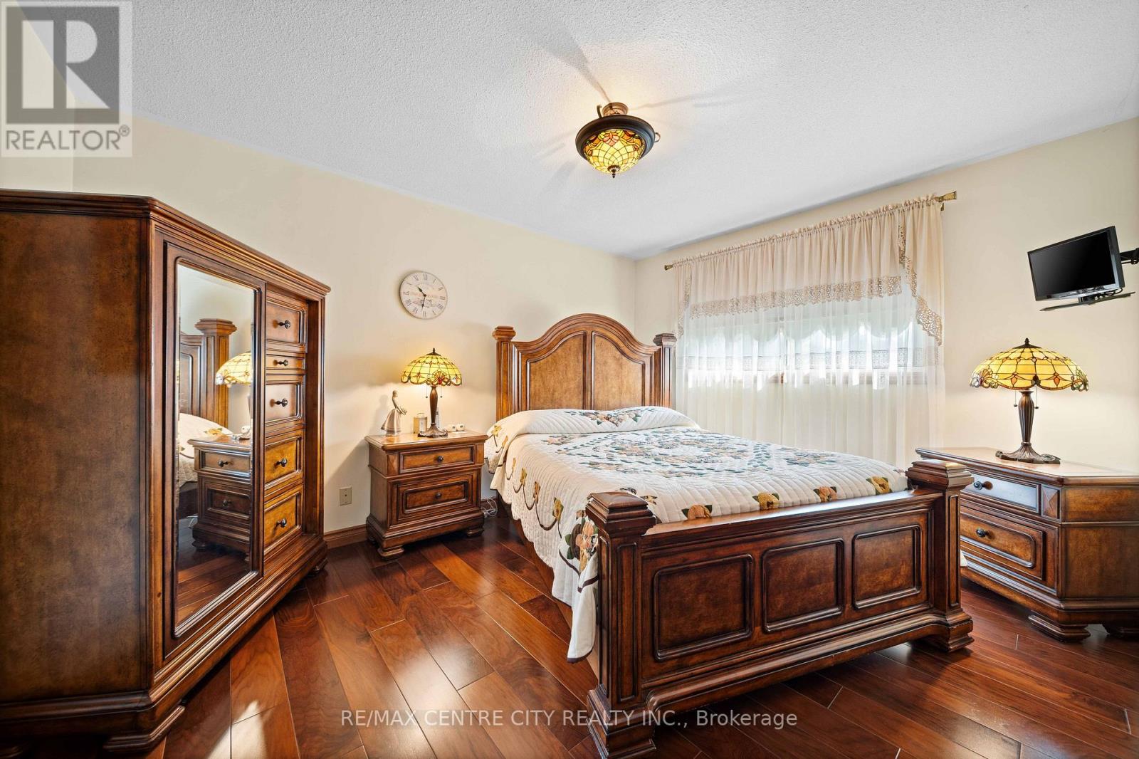 8114 SANDYTOWN ROAD - 14