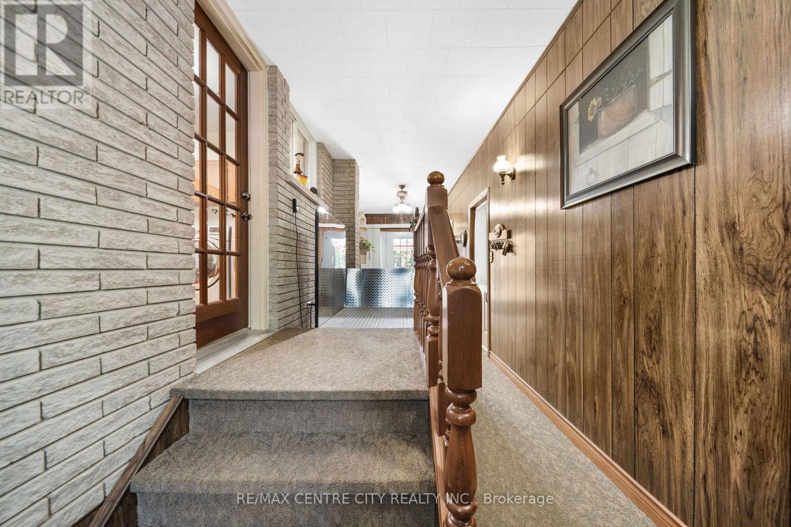 8114 SANDYTOWN ROAD - 21