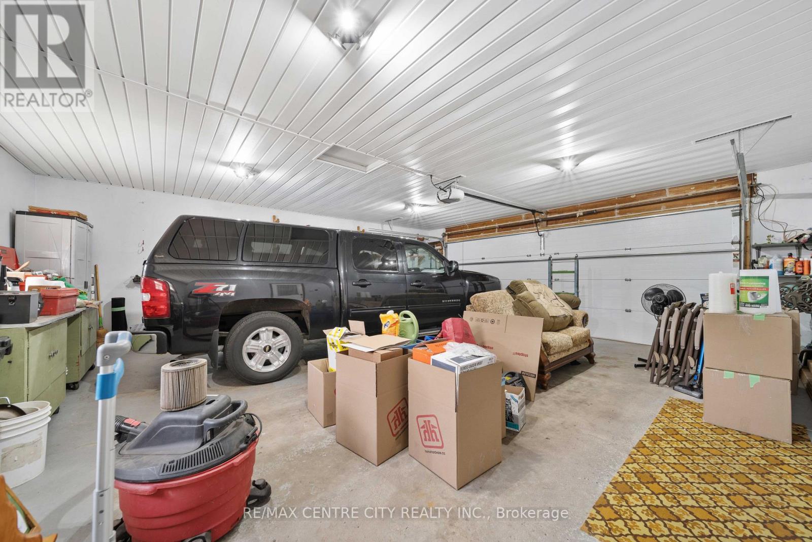 8114 SANDYTOWN ROAD - 24
