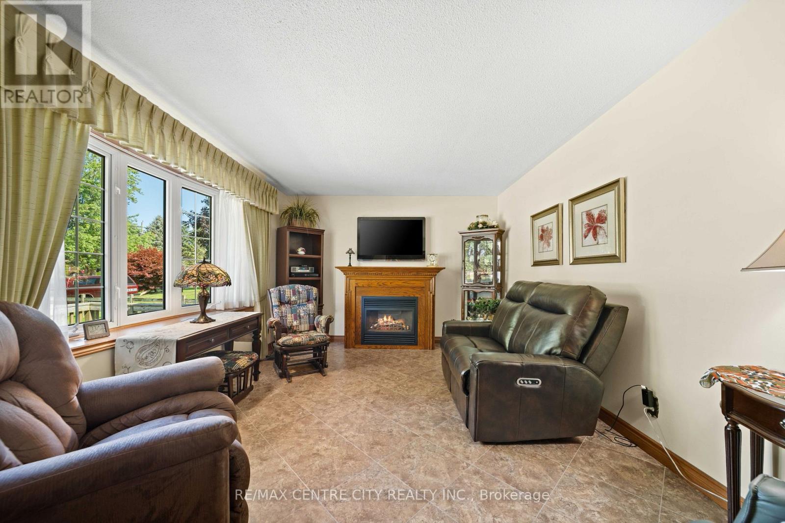 8114 SANDYTOWN ROAD - 5
