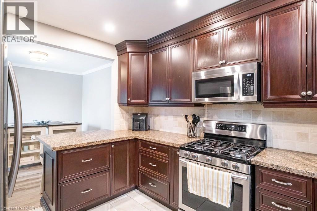143 HUXLEY Avenue S - 12