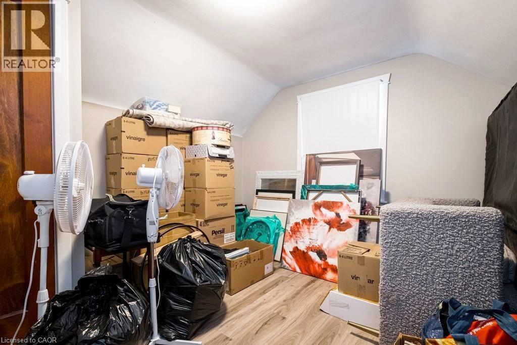 143 HUXLEY Avenue S - 22