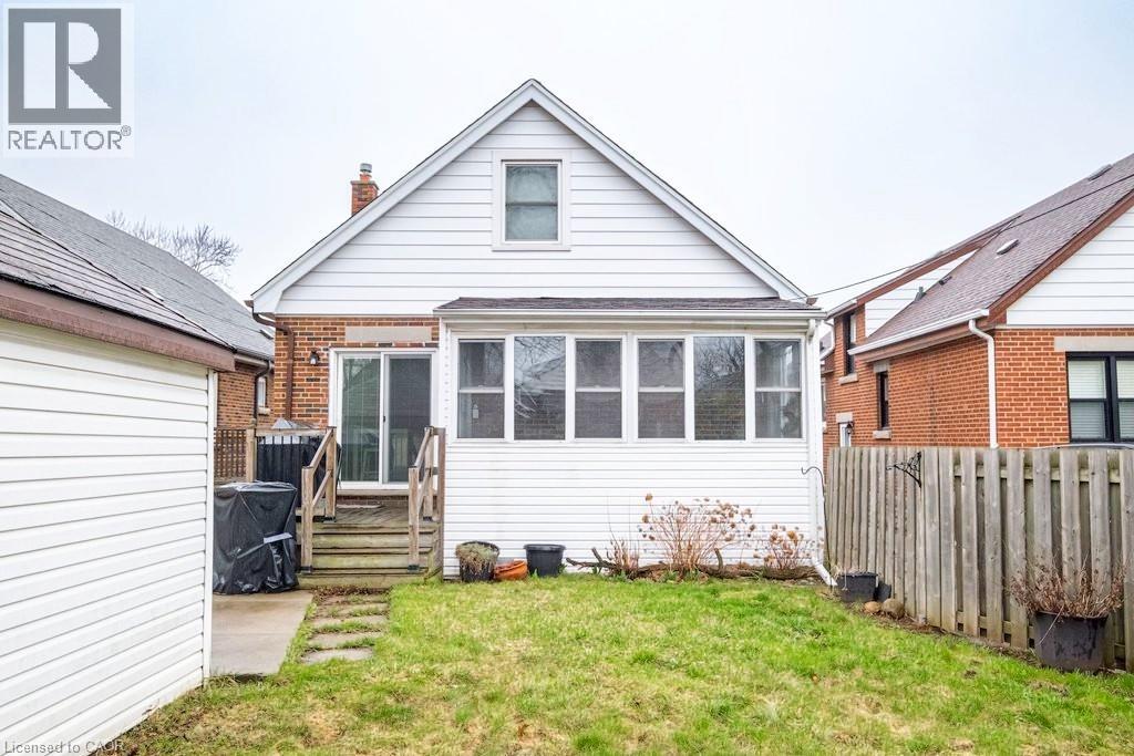 143 HUXLEY Avenue S - 32