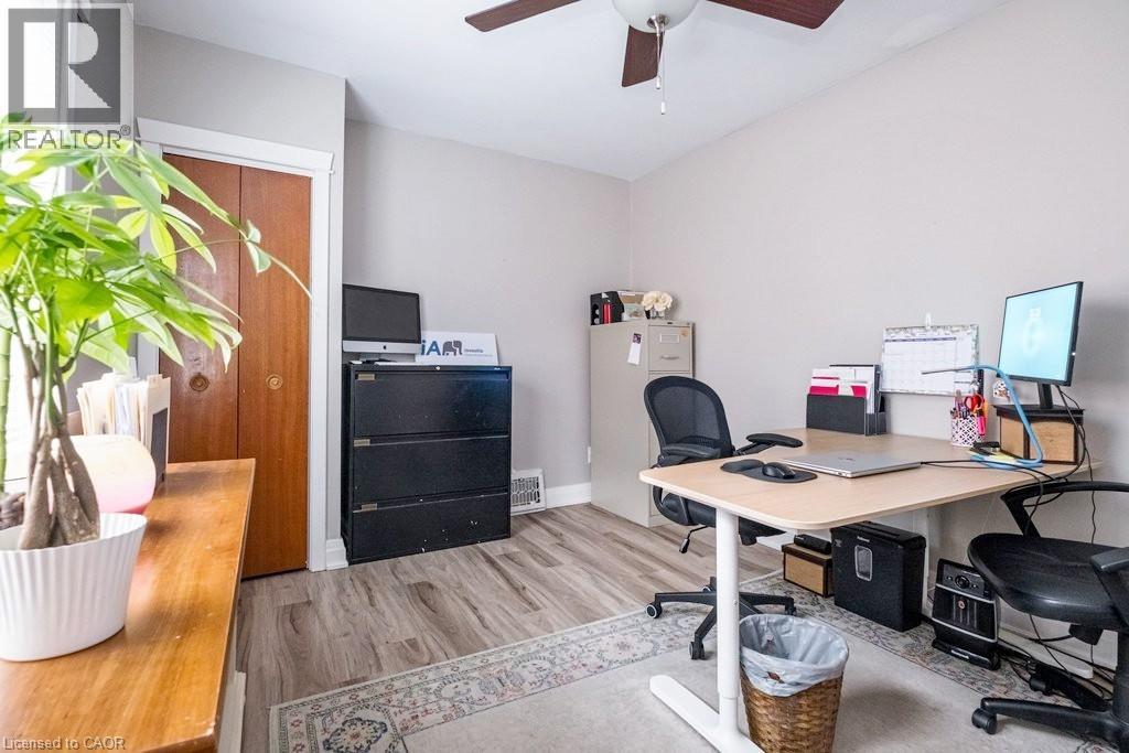 143 HUXLEY Avenue S - 15
