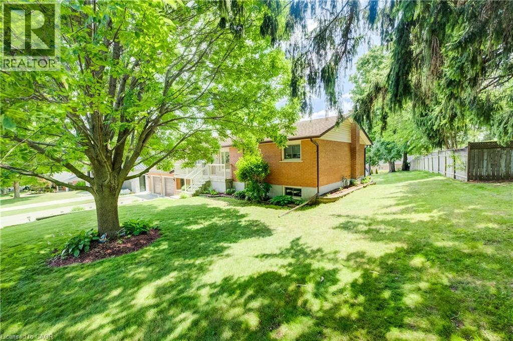 67 CASSELHOLME Crescent - 38