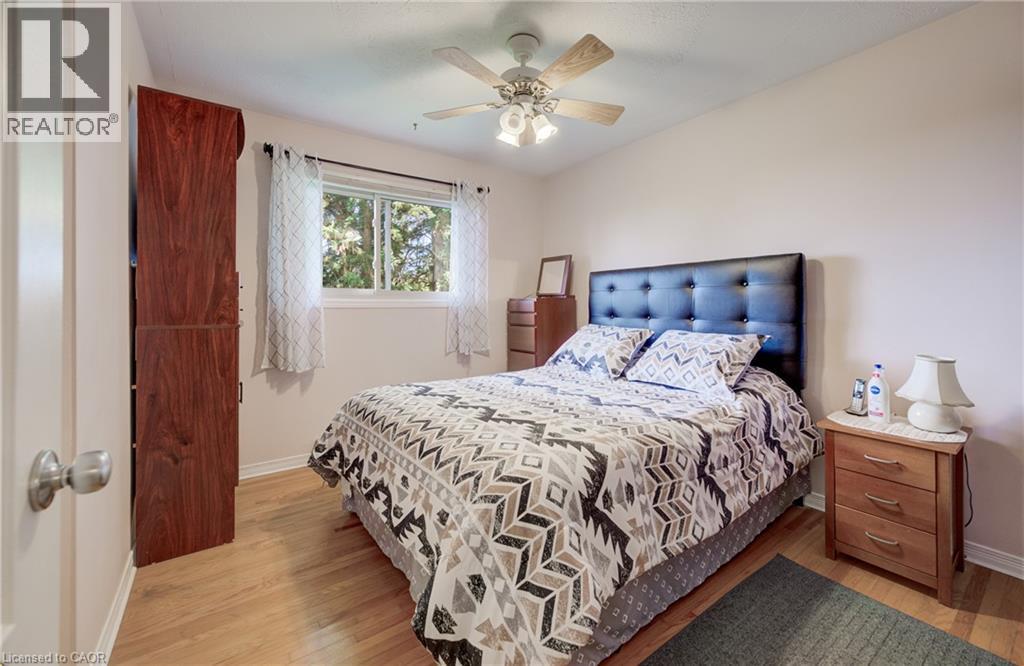 67 CASSELHOLME Crescent - 22