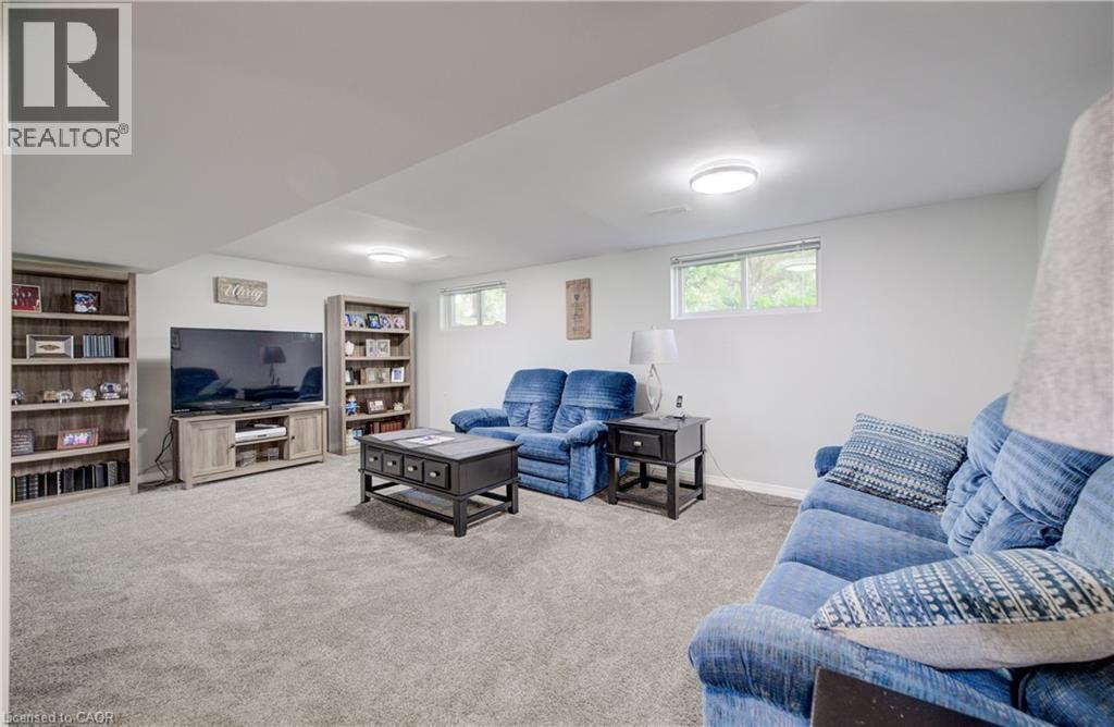 67 CASSELHOLME Crescent - 27