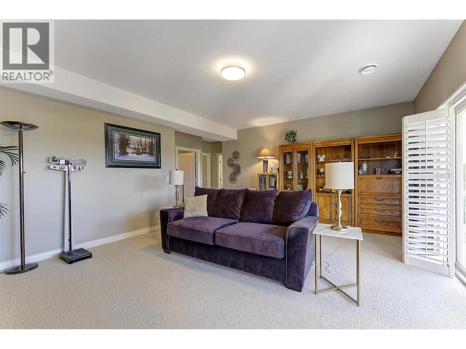 #131 2455 Quail Ridge Boulevard - 32