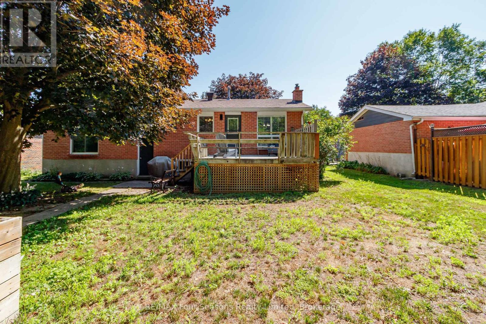 218 DATAS DRIVE - 43