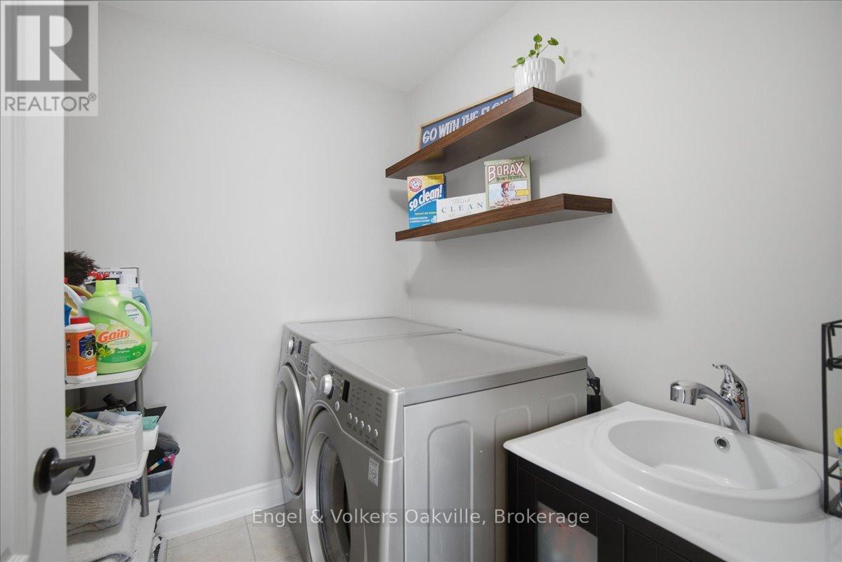 #29 31 SUNVALE PLACE - 29