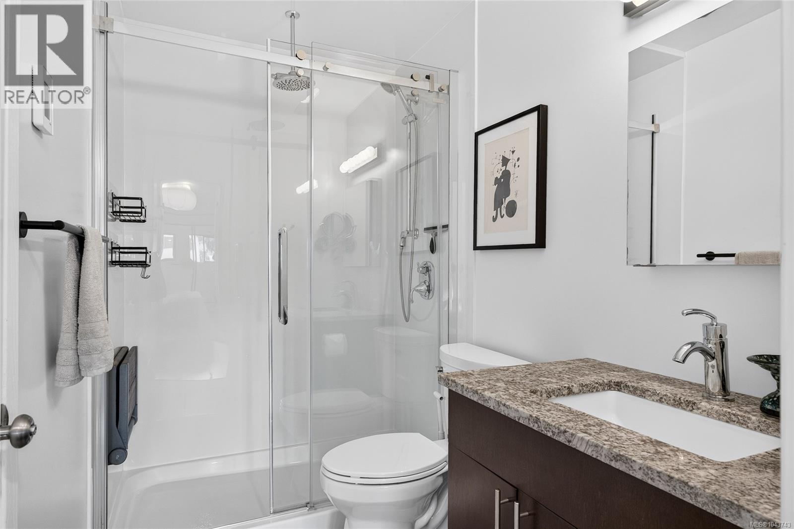 #105 119 Ladysmith St - Image 26