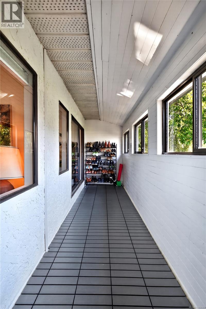 #105 119 Ladysmith St - Image 33
