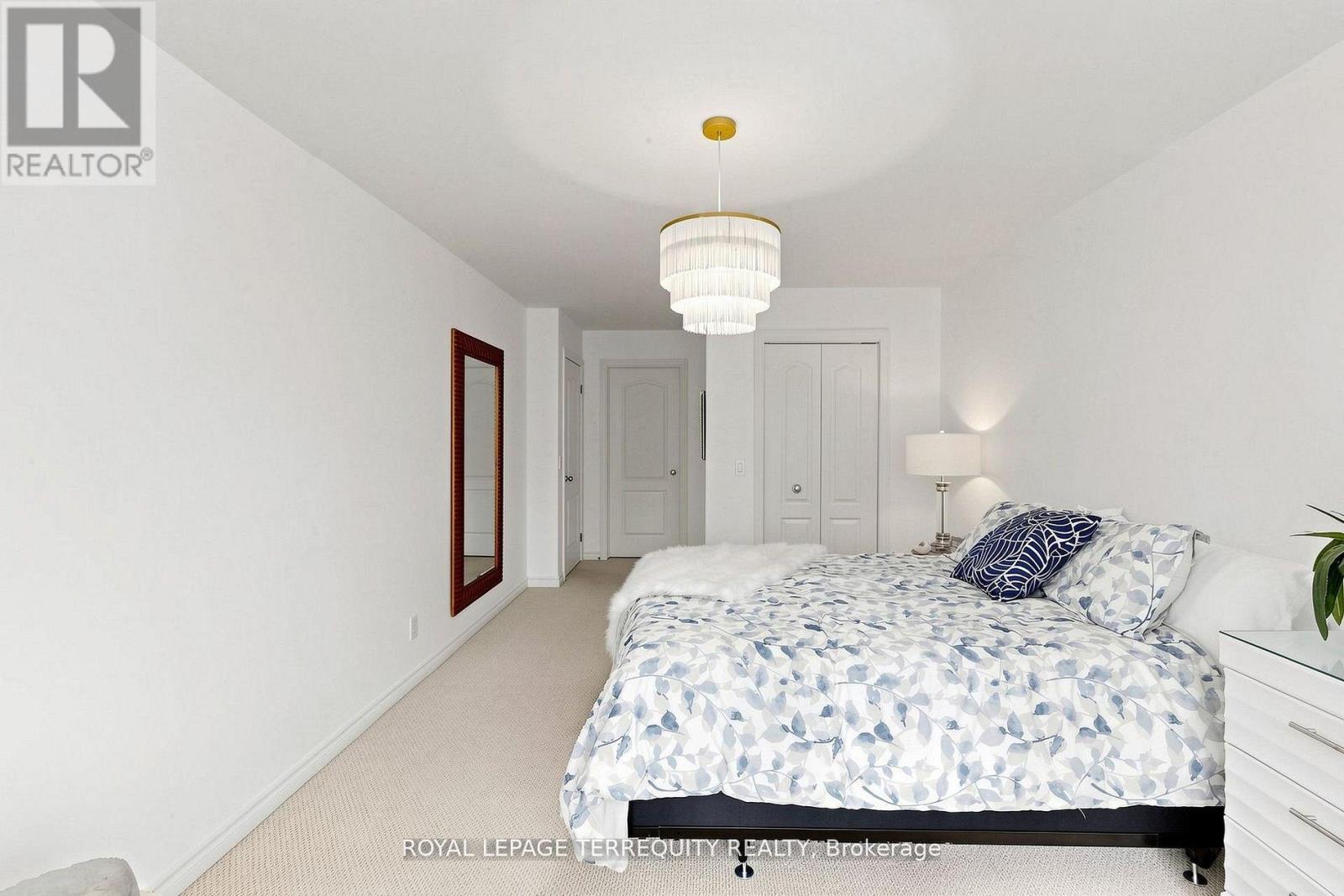 29 ROSE GLEN CRESCENT - 23