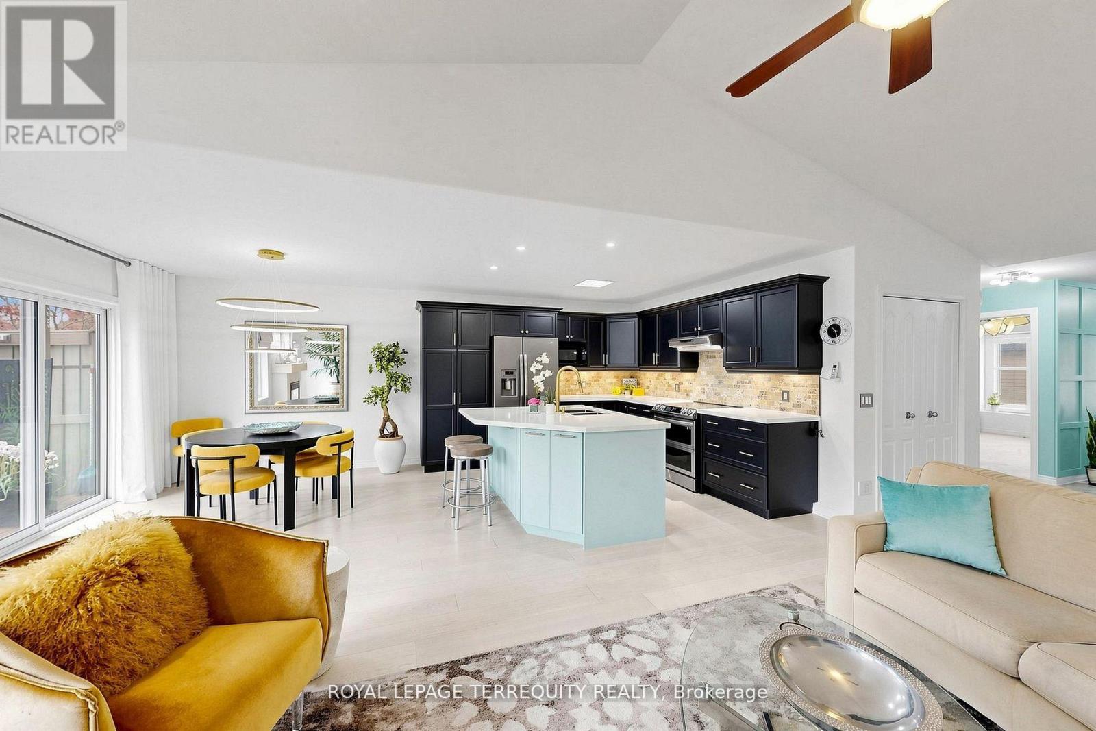29 ROSE GLEN CRESCENT - 9