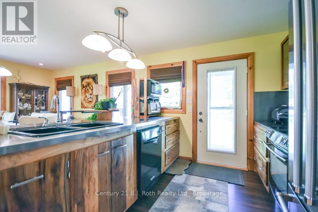 4762 SEVERN STREET - 13