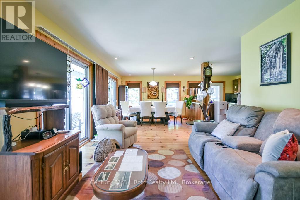 4762 SEVERN STREET - 19