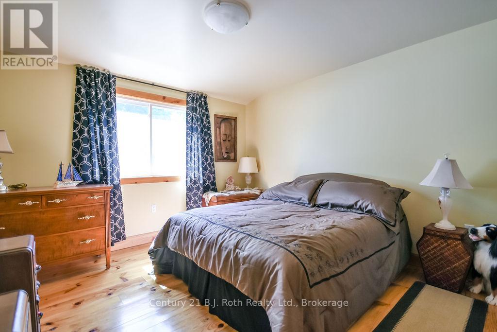 4762 SEVERN STREET - 25