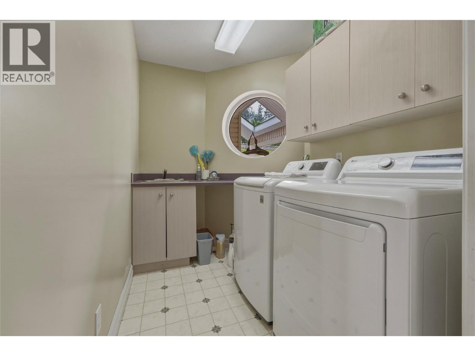 19 Preston Crescent - 20