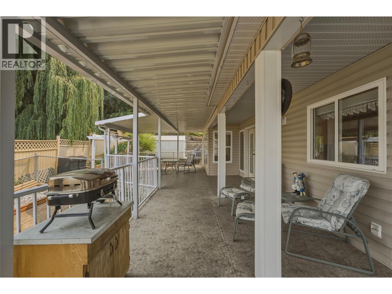 19 Preston Crescent - 46
