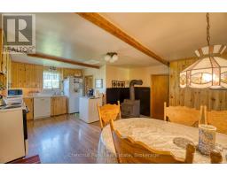 Living room - 1143 Highway 6, South Bruce Peninsula, ON N0H2T0 Photo 6