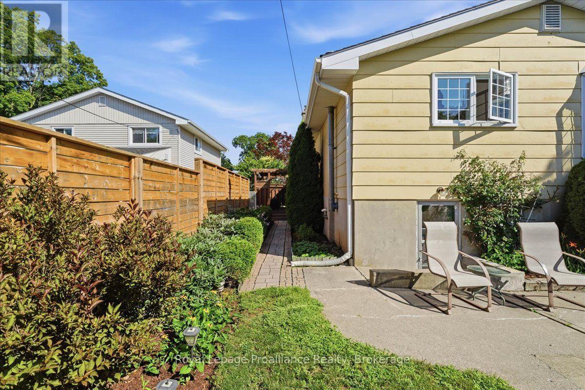 50 MELROSE CRESCENT - Image 42