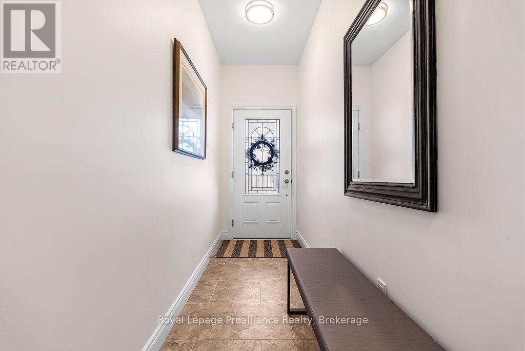 8 BERWICK STREET - 24