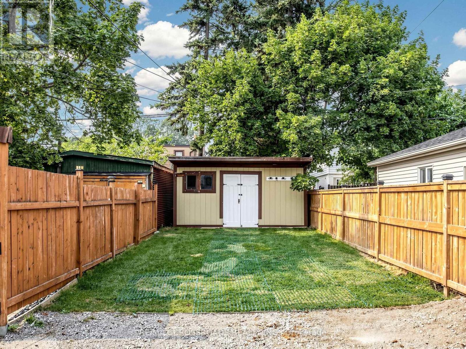 548 GLEBEHOLME BOULEVARD - Image 46