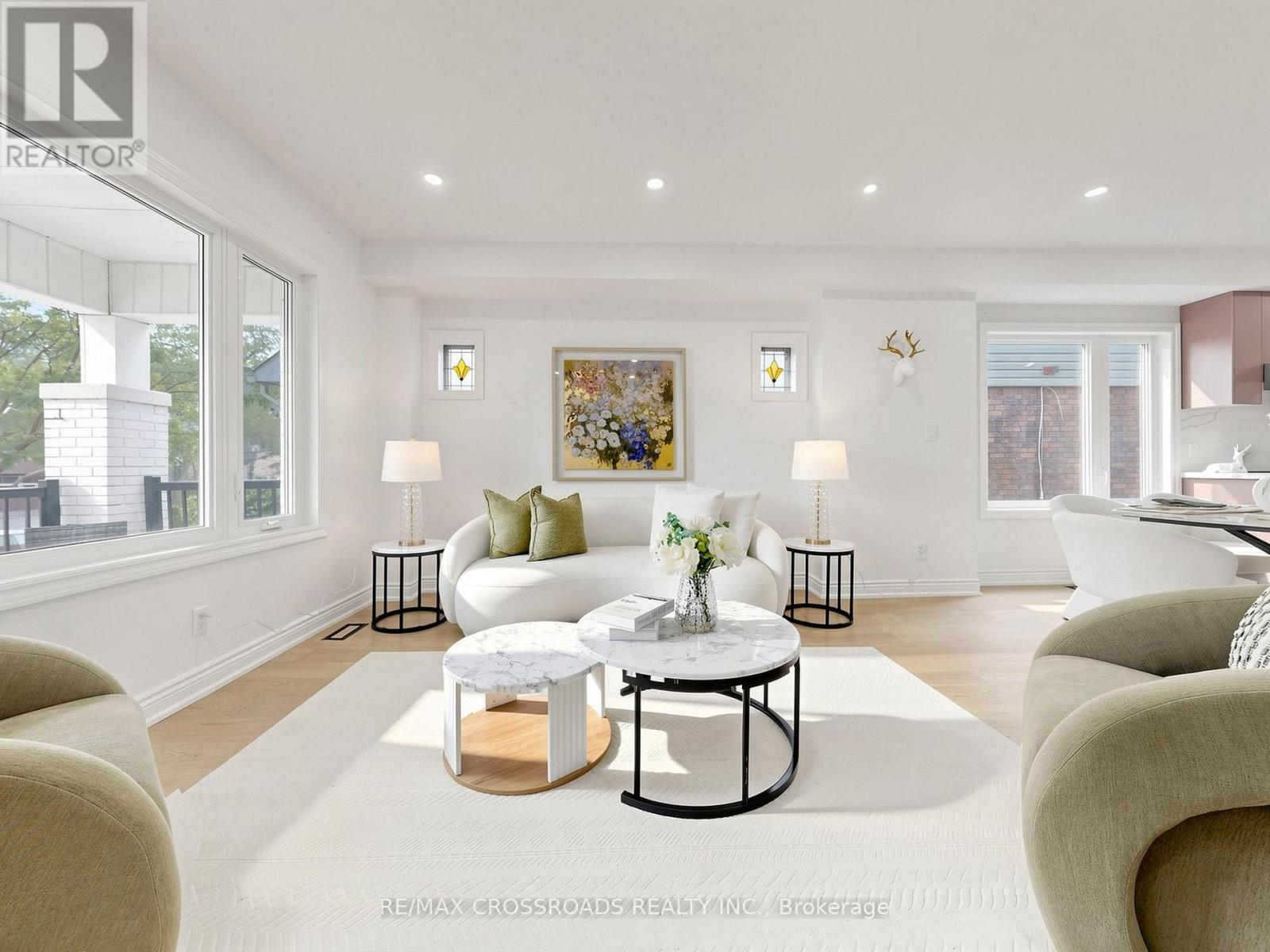 548 GLEBEHOLME BOULEVARD - Image 5