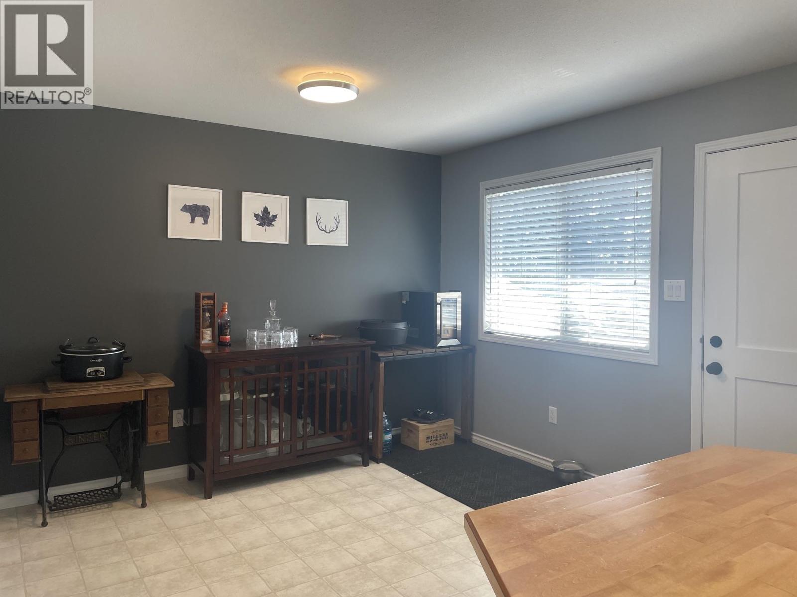 4423 HERITAGE CRESCENT - 8