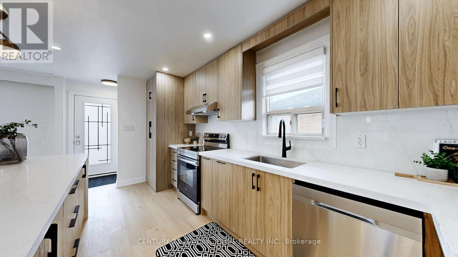 70 WEXFORD BOULEVARD - Image 16