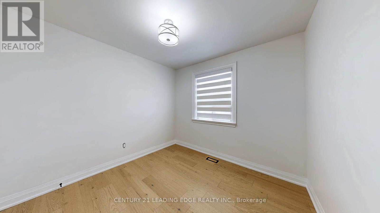 70 WEXFORD BOULEVARD - 27