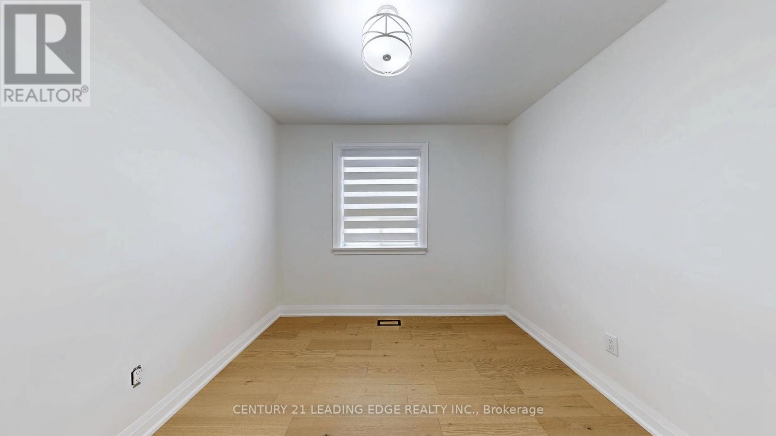 70 WEXFORD BOULEVARD - 28