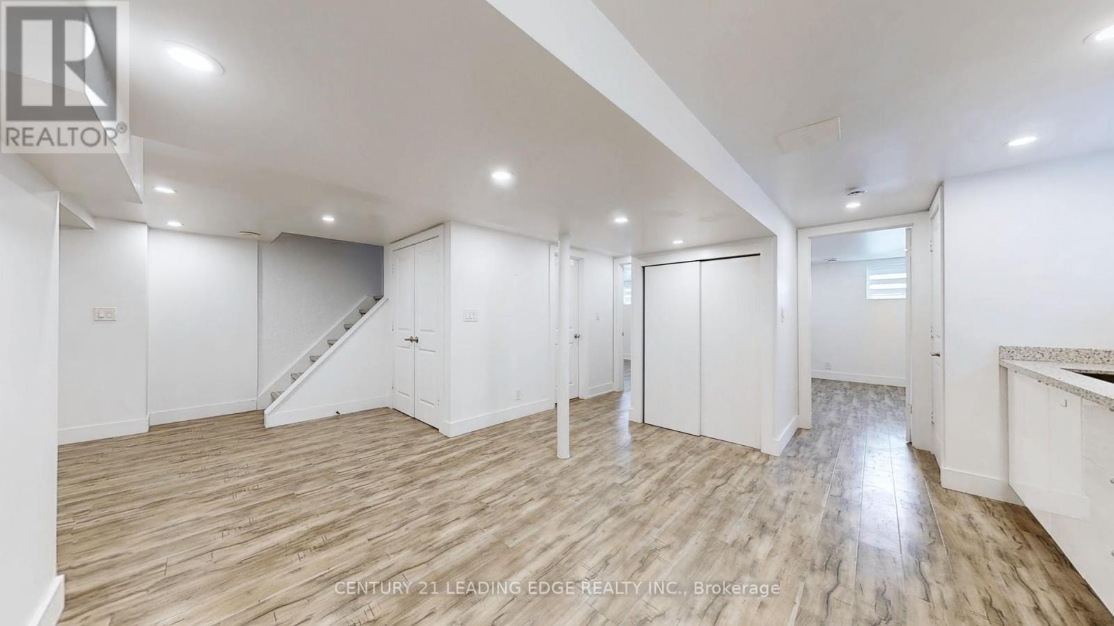 70 WEXFORD BOULEVARD - 39