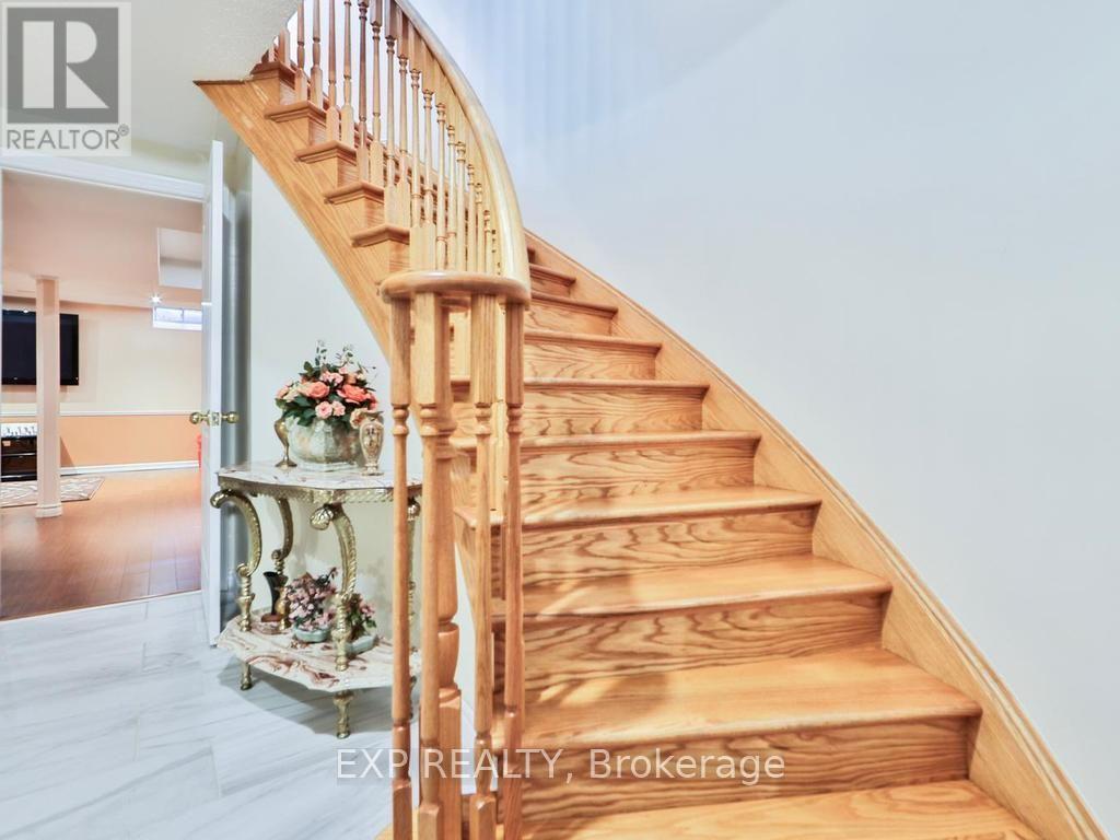 48 STONEBRIDGE BOULEVARD - Image 27