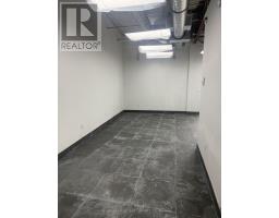 15b - 1960 Lawrence Avenue E, Toronto, ON M1R2Z1 Photo 12