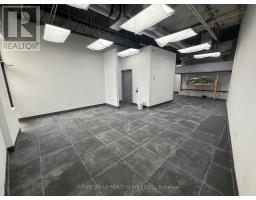15b - 1960 Lawrence Avenue E, Toronto, ON M1R2Z1 Photo 7