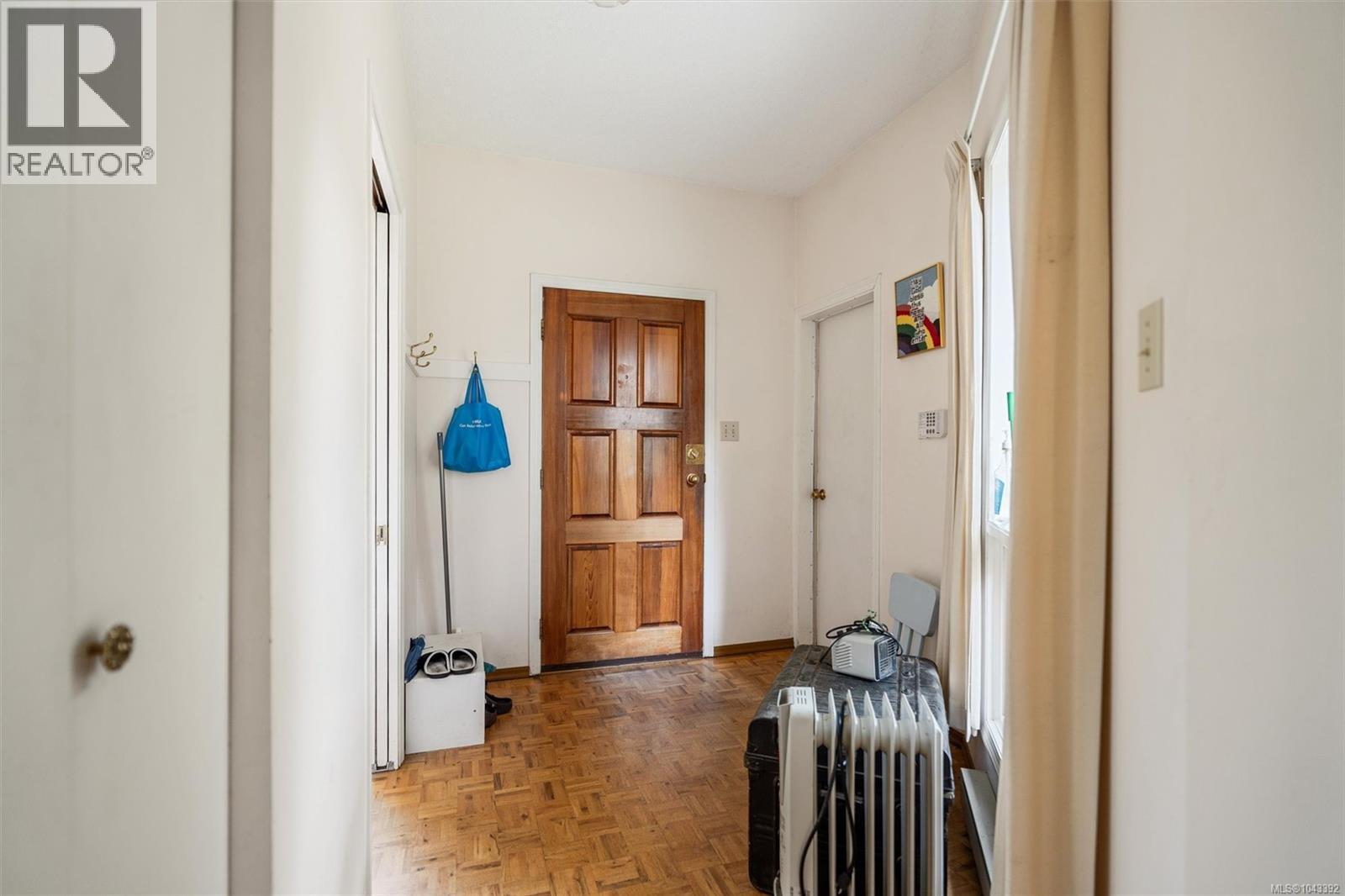 2168 Esplanade - 49