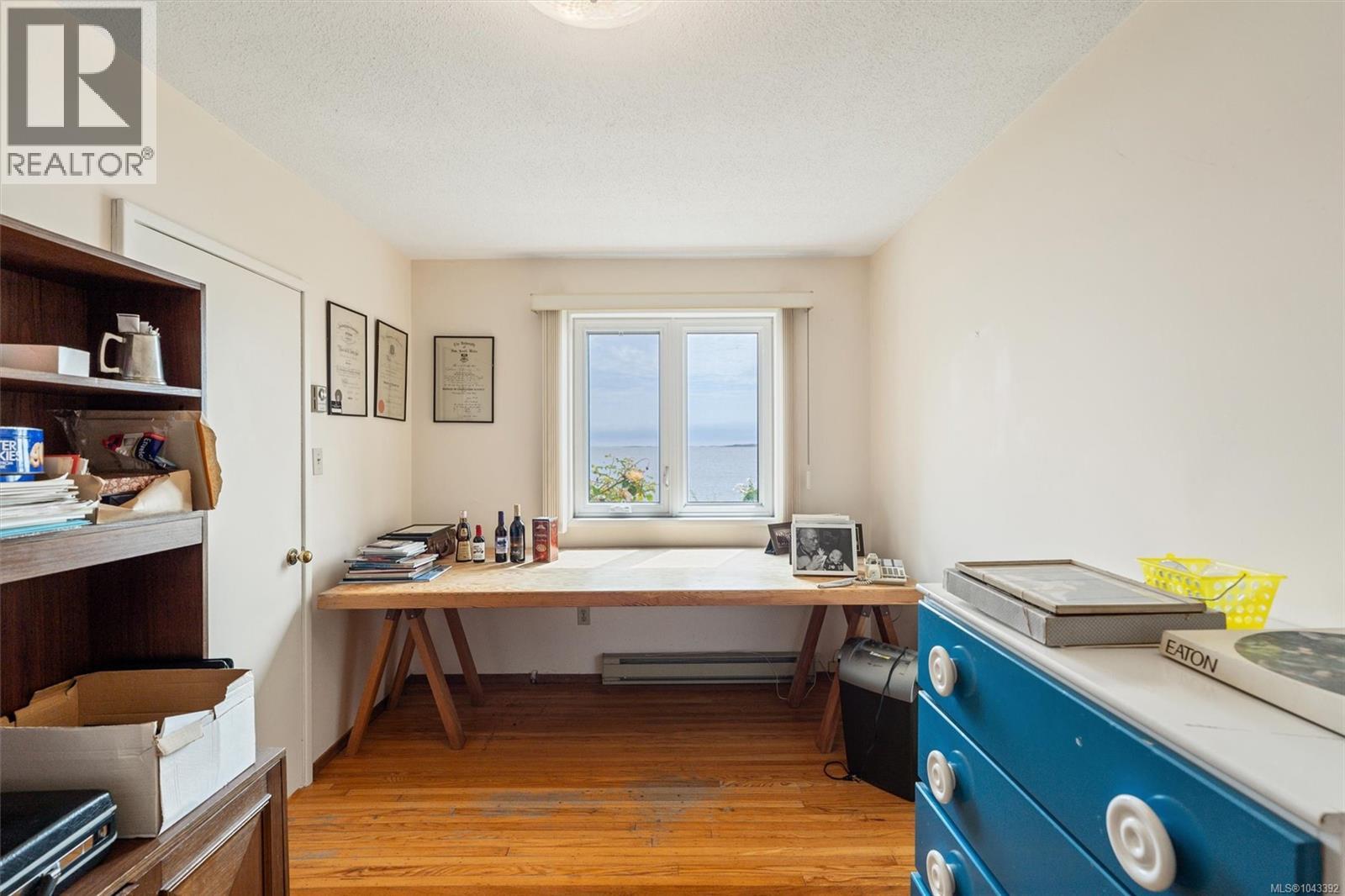 2168 Esplanade - 18