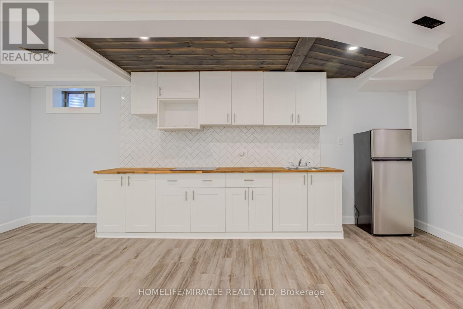 21 OWENS ROAD - 39