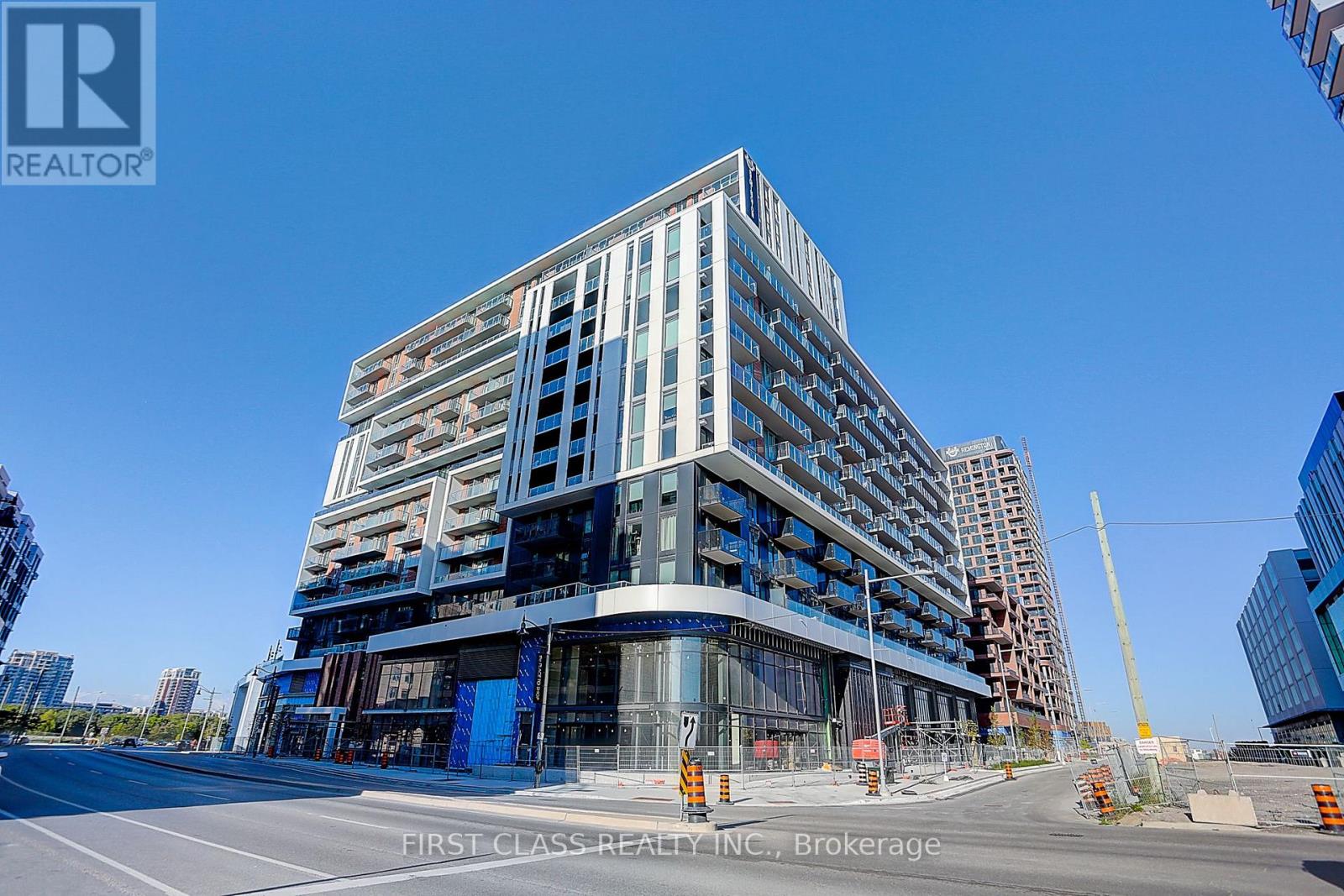 514C - 38 SIMCOE PROMENADE