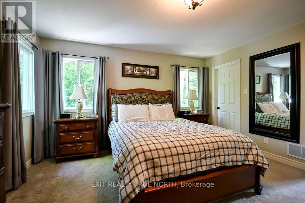 3889 BASELINE ROAD - 23