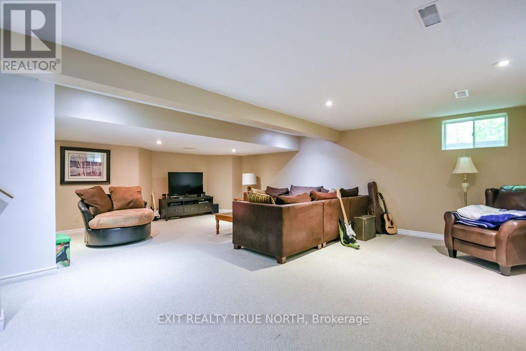 3889 BASELINE ROAD - 26