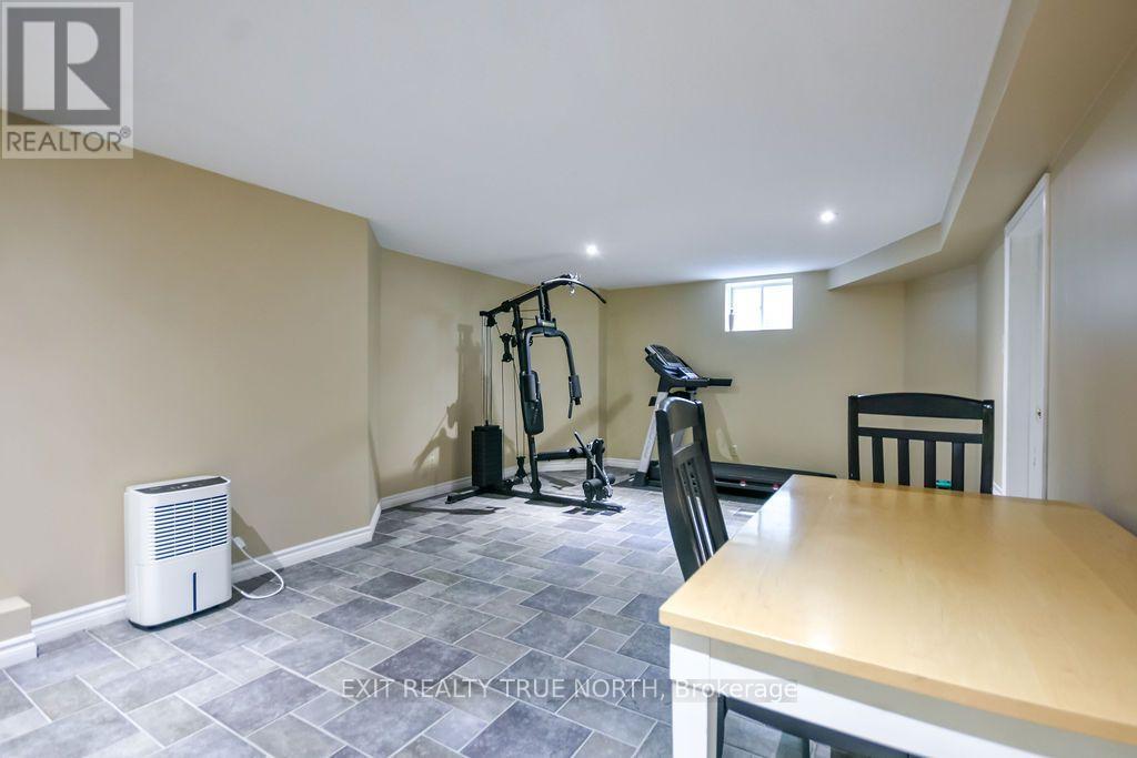 3889 BASELINE ROAD - 28