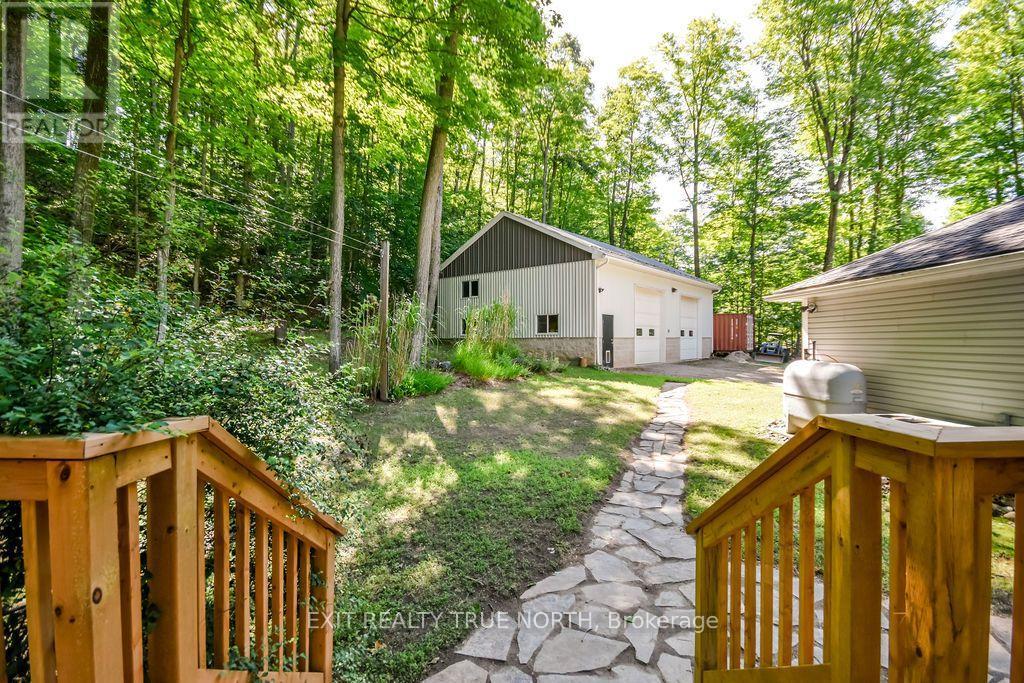 3889 BASELINE ROAD - 33