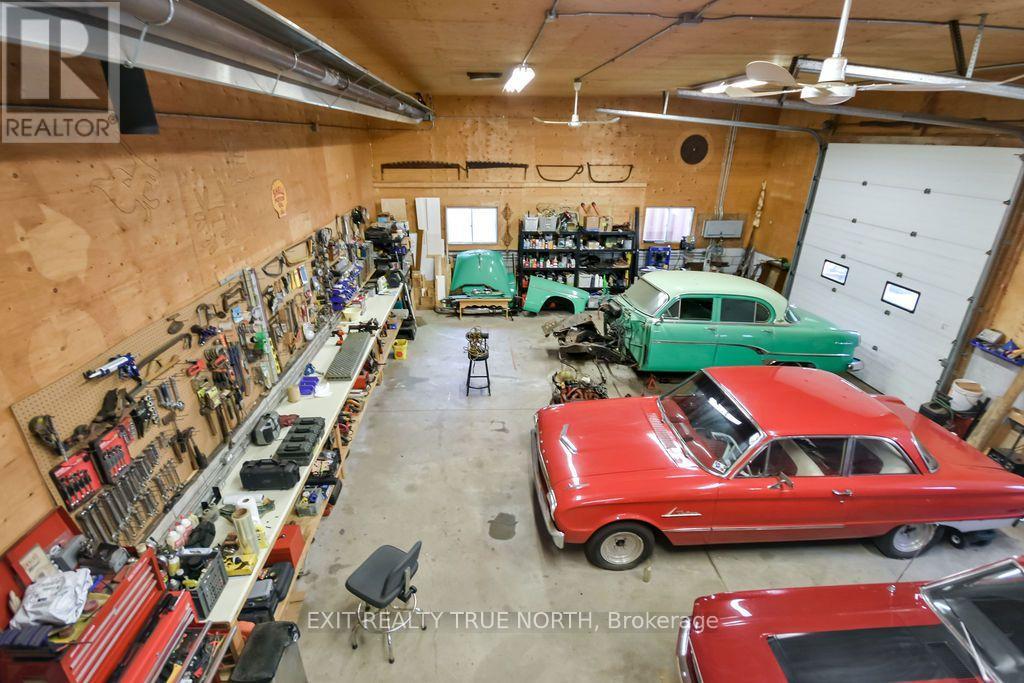 3889 BASELINE ROAD - 37