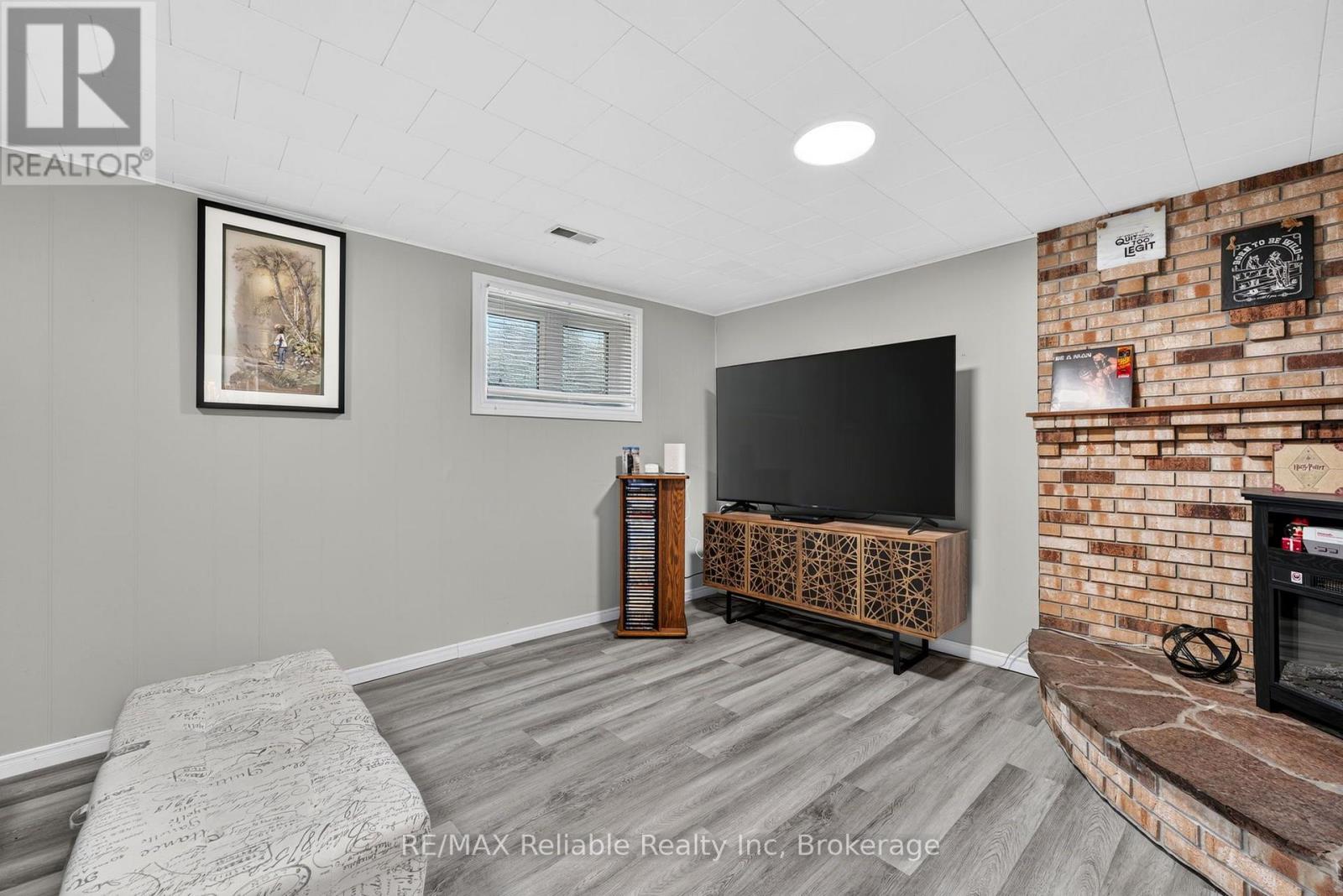17 SUNCOAST DRIVE W - 29