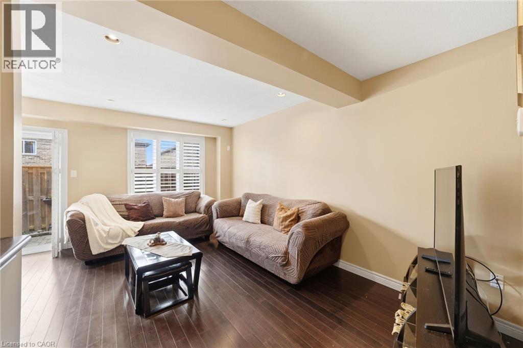 #21 1771 UPPER WENTWORTH Street - 9