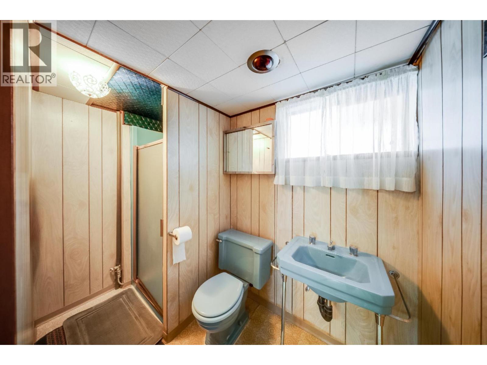 3311 Dahlia Crescent - 28