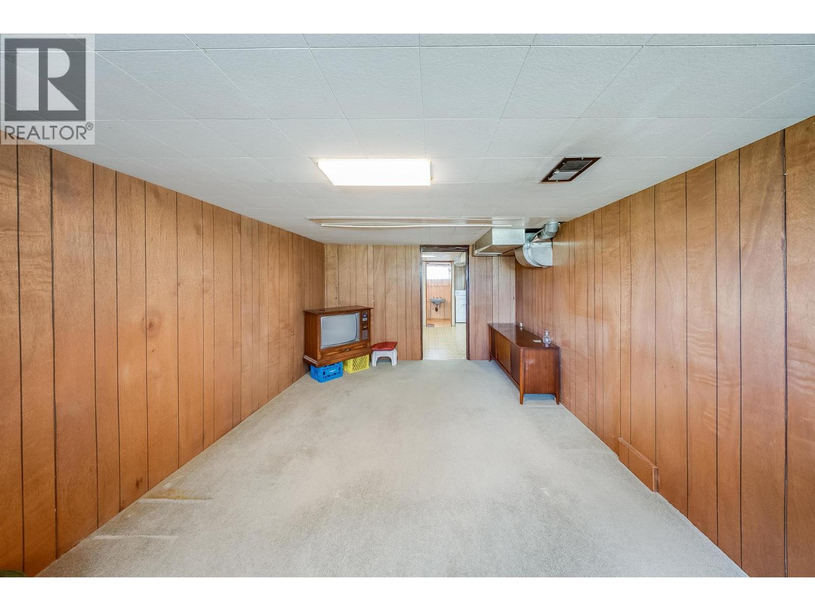3311 Dahlia Crescent - 30