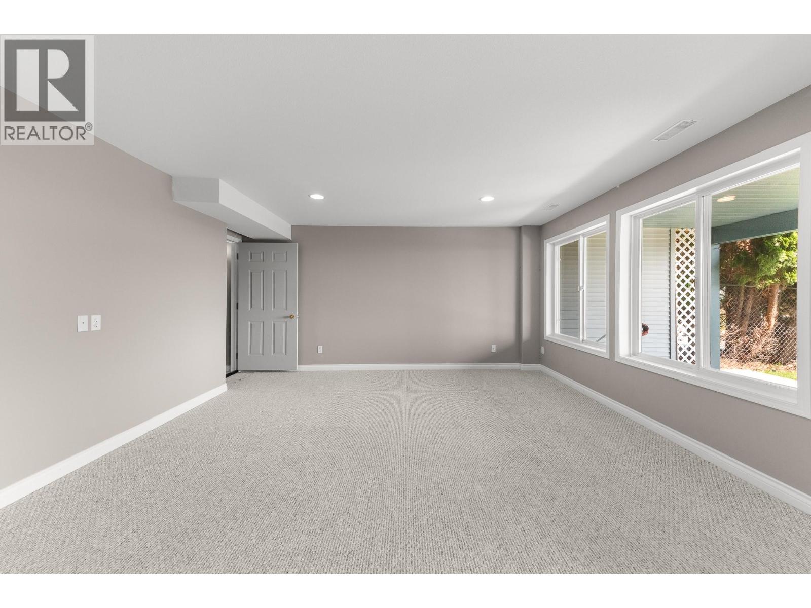 3683 Yorkton Road - 24